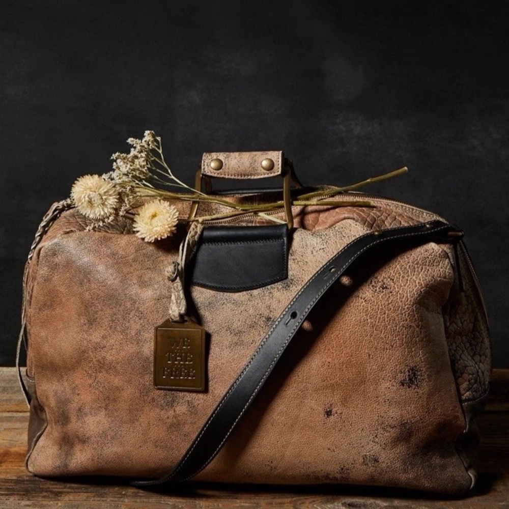 Free People Ash Leather Weekender Bag We The Free Distressed Desert Taupe - Picture 2 of 12